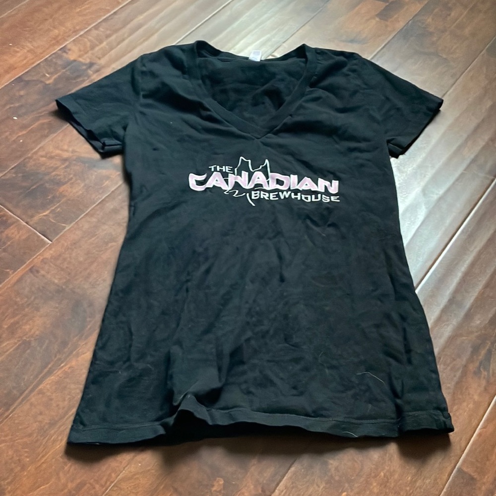 GRAPHIC TSHIRT
